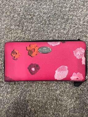 Coach pink wallet